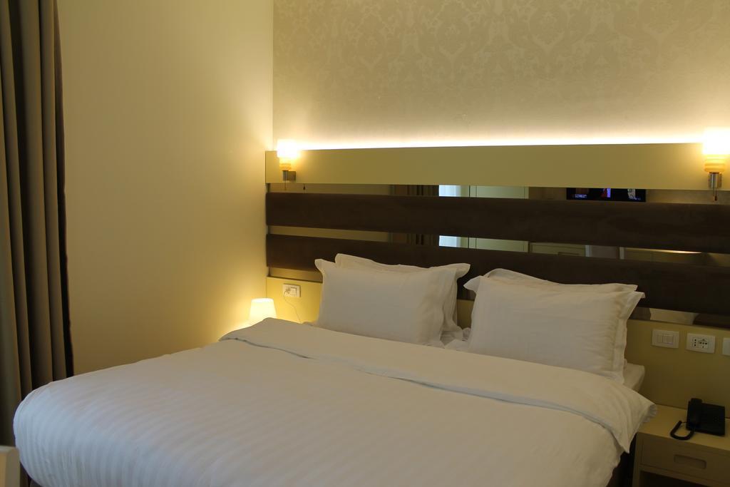 Capital Tirana Hotel Bruci Экстерьер фото