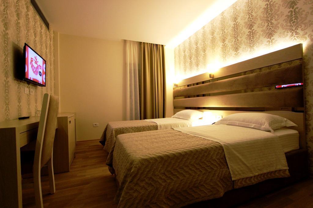 Capital Tirana Hotel Bruci Экстерьер фото